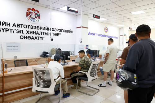 Э.Ниндэв: Тээврийн хэрэгслийн улсын дугаарыг олон улсын стандартад нийцүүлэх, лацны стандартыг батлах шаардлагатай